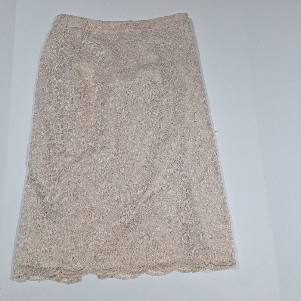 Banana Republic Lace Midi Skirt in Cream